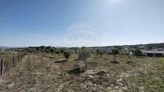 Terreno em Leiria · 2064 m² · 68 000 €