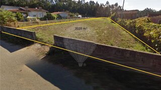 Land for sale in Oliveira de Azeméis, Portugal — €45,000
