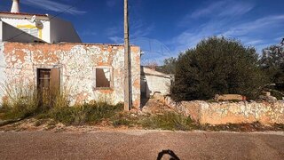 Land for sale in Loulé, Portugal — €165,000