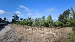 Terreno de 1650 m² em Leiria
