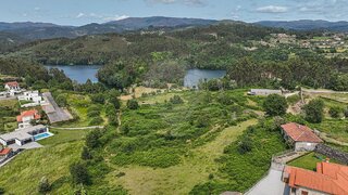 Land for sale in Vieira do Minho, Portugal — €790,000