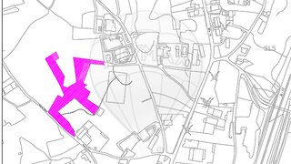 Terreno de 16 338 m² em Leiria