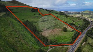 Land for sale in Ribeira Grande, Portugal — €85,000