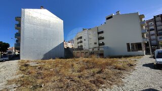 Land for sale in Torres Novas, Portugal — €125,000