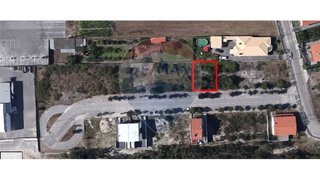Land for sale in Marinha Grande, Portugal — €42,000