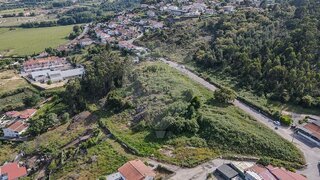 Land for sale in Santo Tirso, Portugal — €595,000