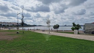 Land for sale in Barreiro, Portugal — €1,800,000
