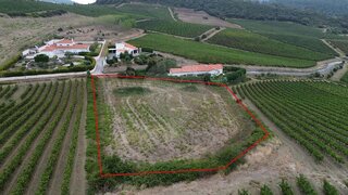 Land for sale in Sobral de Monte Agraço, Portugal — €90,000