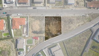 Terreno · 660 m² · 99 900 €