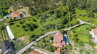 Land for sale in São Pedro do Sul, Portugal — €75,000