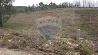 Land for sale in Paredes, Portugal — €40,000