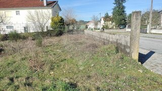 Terreno em Moimenta da Beira