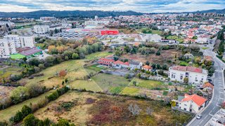 Terreno de 3830 m² em Viseu