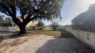 Terreno de 470 m² em Setúbal
