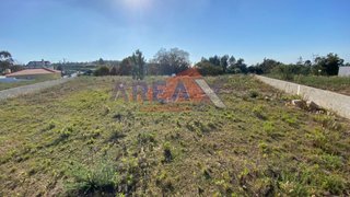 Land for sale in Oliveira de Azeméis, Portugal — €40,000