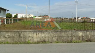 Land for sale in Oliveira de Azeméis, Portugal — €65,000