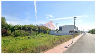 Terreno · 468 m² · 75 000 €