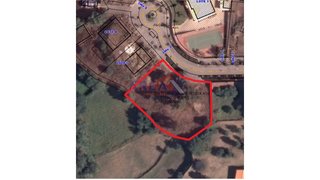 Land for sale in Oliveira de Azeméis, Portugal — €65,000