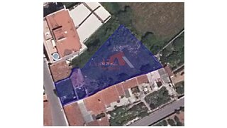 Land for sale in Oliveira de Azeméis, Portugal — €120,000