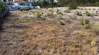 Terreno em Oliveira do Bairro · 600 m² · 46 000 €