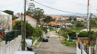 Terreno para venda em Almada, Portugal — 245 000 €