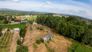 Terreno para venda em Monção, Portugal — 75 000 €