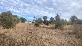 Land for sale in Loulé, Portugal — €150,000