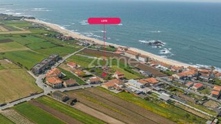 Terreno · 703 m² · 196 840 €