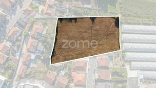 Land for sale in Santo Tirso, Portugal — €270,000