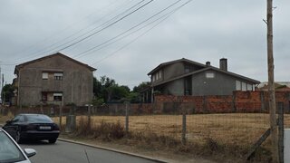 Terreno em Vila Nova de Gaia · 421 m² · 86 900 €