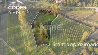 Land for sale in Paredes, Portugal — €39,000