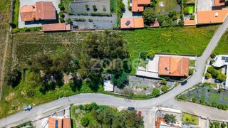 Land for sale in Paredes, Portugal — €95,000