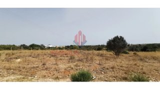 Land for sale in Lagoa, Portugal — €75,000