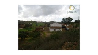 Land for sale in Silves, Portugal — €450,000