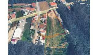 Terreno para venda em Santa Maria da Feira, Portugal — 450 000 €