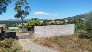 Land for sale in Valença, Portugal — €45,000