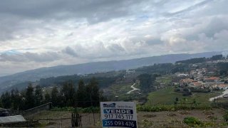 Land for sale in Penafiel, Portugal — €70,000