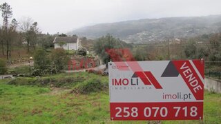 Land for sale in Arcos de Valdevez, Portugal — €33,000