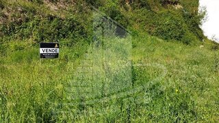 Terreno de 335 m² em Braga