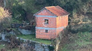 Land for sale in Arcos de Valdevez, Portugal — €35,000