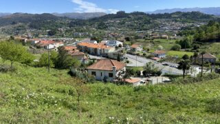Land for sale in Arcos de Valdevez, Portugal — €130,000