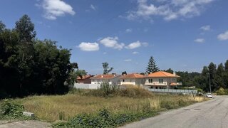 Land for sale in Gondomar, Portugal — €595,000