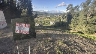 Land for sale in Felgueiras, Portugal — €70,000