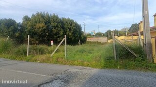 Terreno em Santa Maria da Feira · 780 m² · 85 000 €