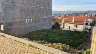 Terreno para venda em Torre de Moncorvo, Portugal — 25 000 €