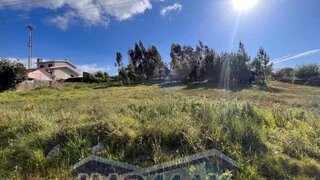 Land for sale in Paredes, Portugal — €276,000