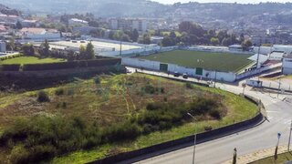 Land for sale in Santo Tirso, Portugal