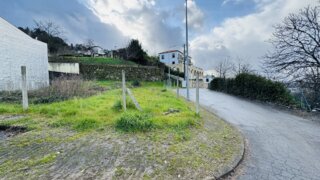 Terreno de 223 m² em Braga