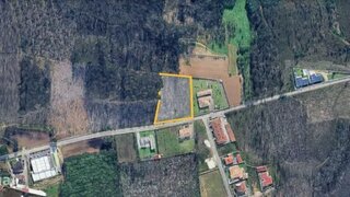 Land for sale in Águeda, Portugal — €382,500
