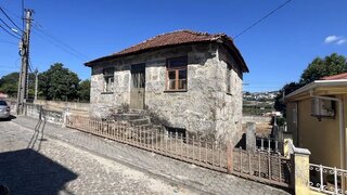 Terreno · 1240 m² · 215 €